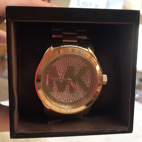 MK WATCH - Picture 1 of 5